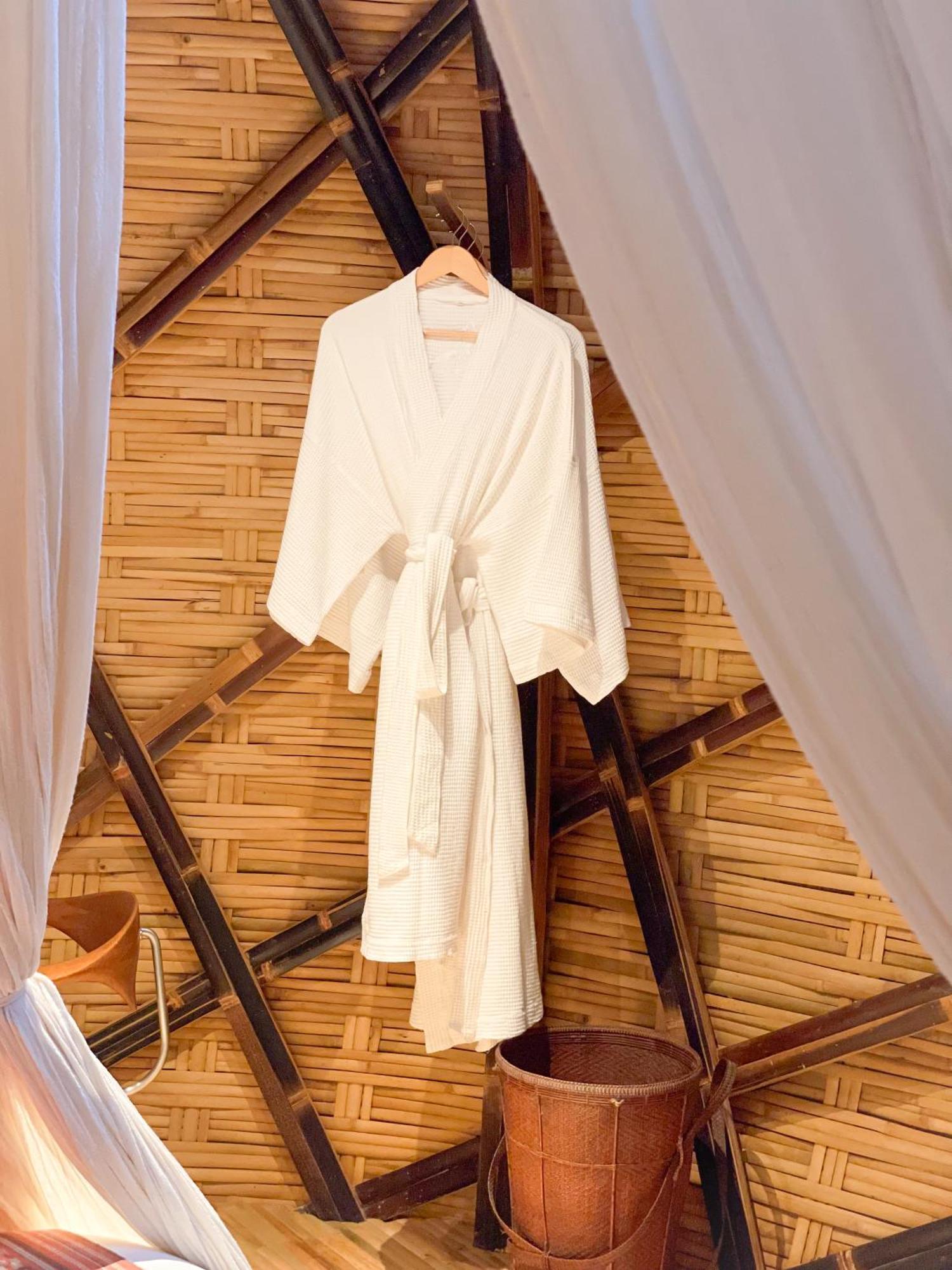 Dove House - One Bedroom Bamboo Design with Free one-time mini-bar